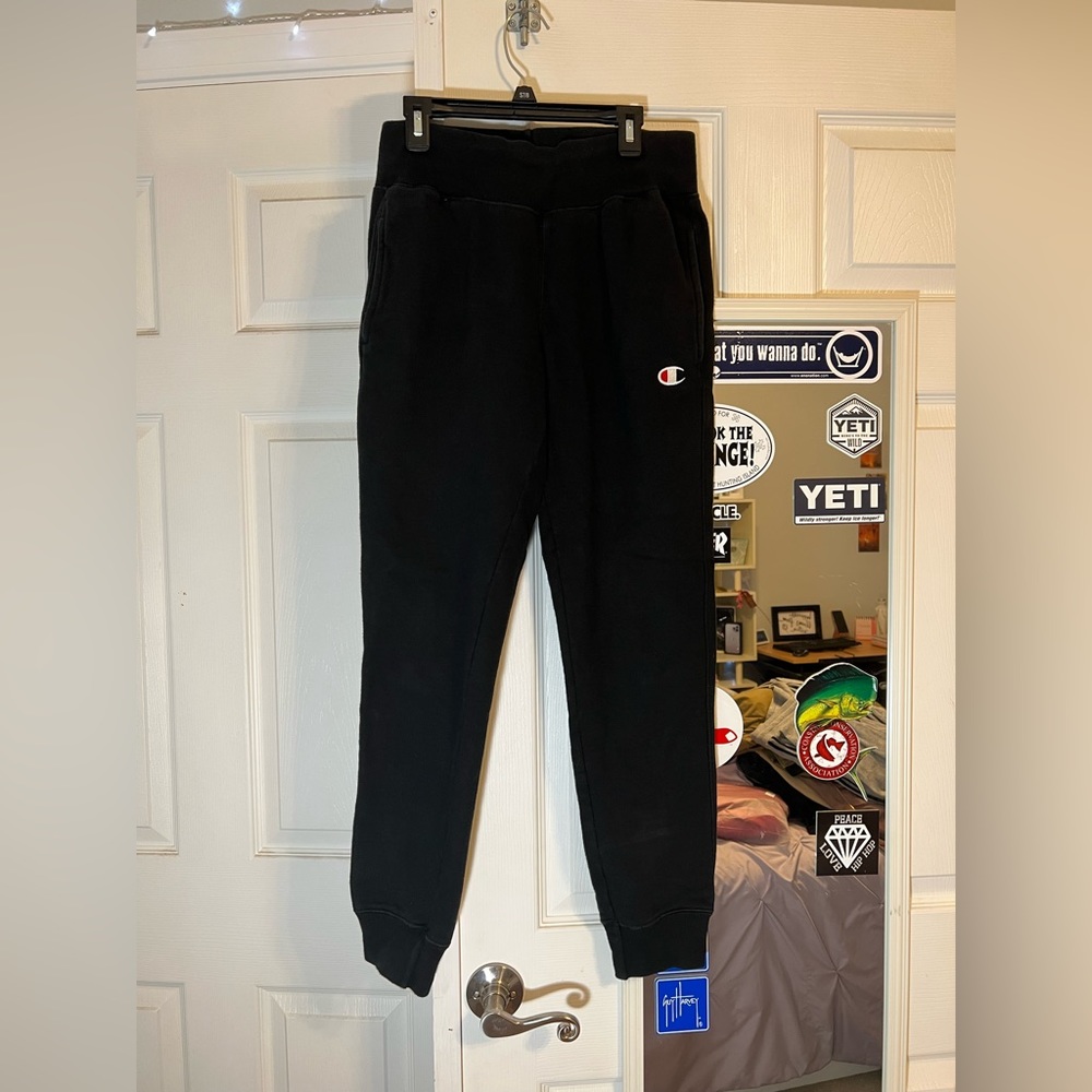Champion Joggers w/ pockets